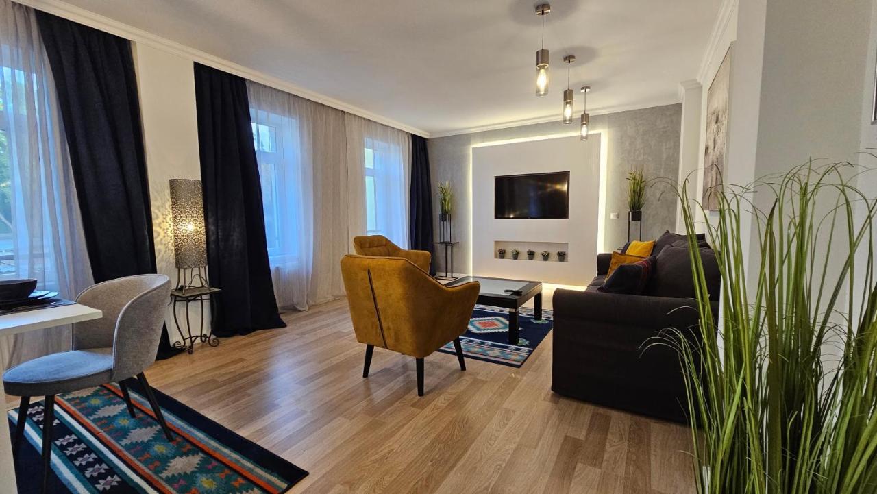 130M² Designerwohnung Mit 2 Vollbaedern Gera Esterno foto