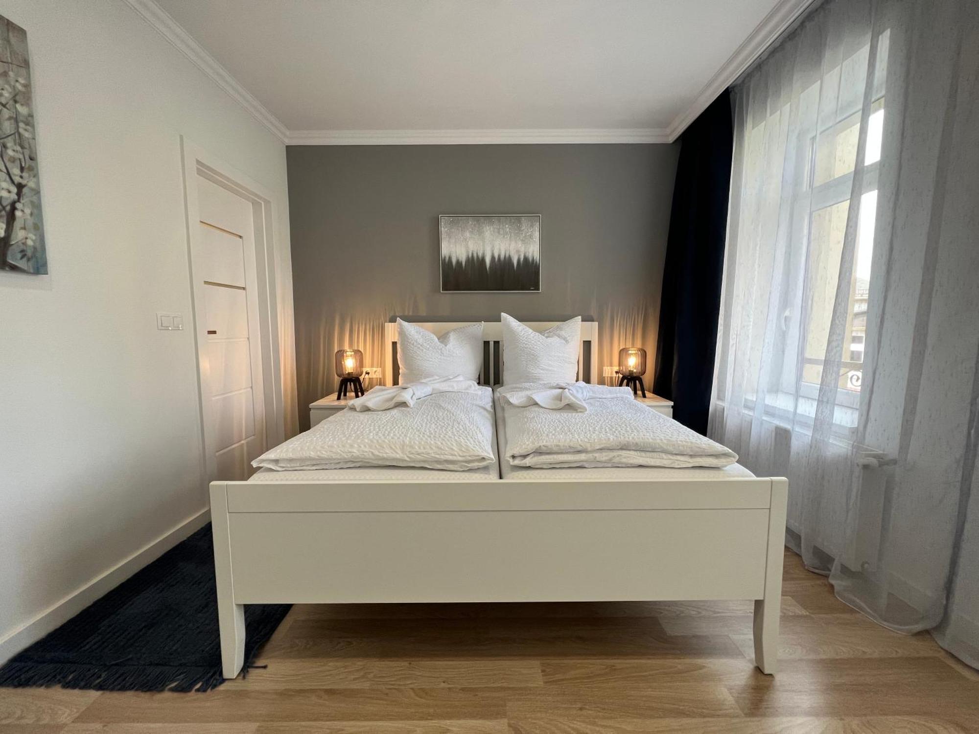 130M² Designerwohnung Mit 2 Vollbaedern Gera Esterno foto